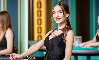 Sân bóng rổ với cầu thủ đang ném bóng, thể hiện cá cược bóng rổ tại 7clubs